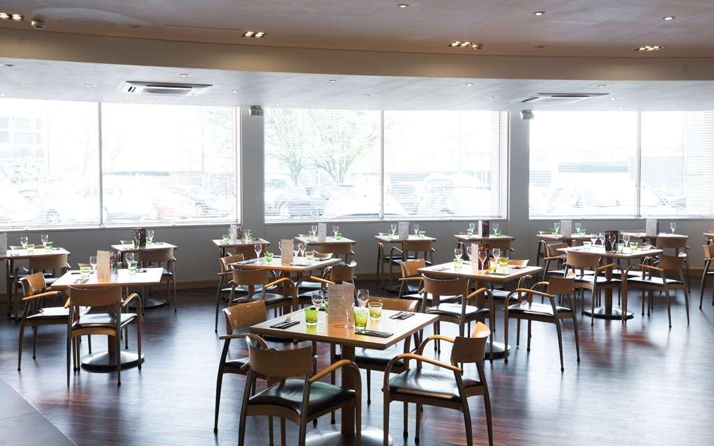 Best Western London Heathrow Ariel Hotel 海斯 餐厅 照片